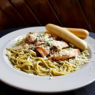 Fetticine Alfredo with Chicken