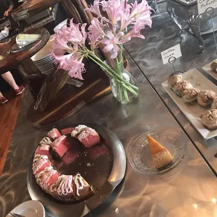 donuts, dough desserts, food