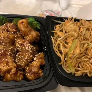 Sesame chicken &amp; chicken lo Maine