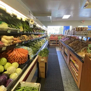 produce in a grocery store