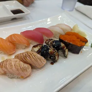 Great AYCE sushi place. Glad we decided to stop by!
