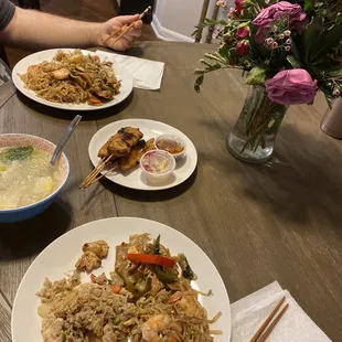 Pad Thai with Shrimp, pineapple fried rice with chicken, Drunken noodles, chicken satay, Woon Sen Soup