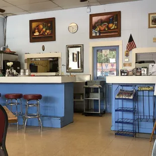 Entrance dining area