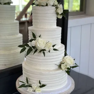 a three tiered wedding cake