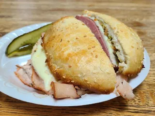 K K's Catering & Deli