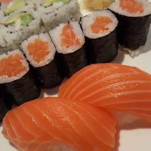 Shrimp Crunch Roll, Sushi Roll, Salmon Sushi