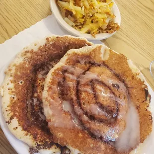 C&apos;s hashbrowns  Cinnamon swirl pancakes