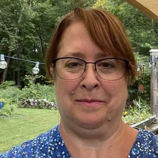 Beth W.