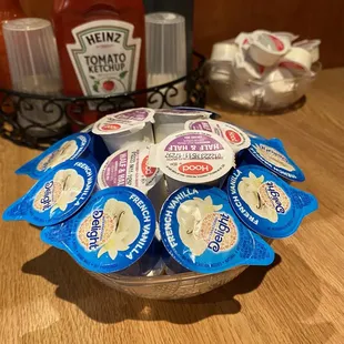 A veritable creamer bouquet!