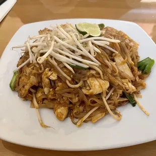 chicken pad thai