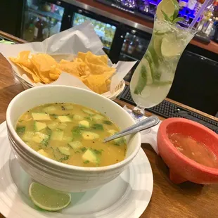 Tortilla Soup with Chicken (can be vegetarian) - Sopa de Tortilla con Pollo