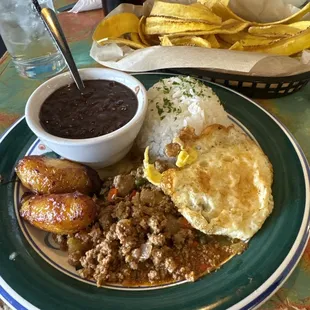 Picadillo. And maraquitas
