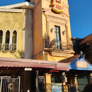 Front of restaurant