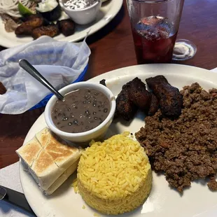 Lovin me some Picadillo!