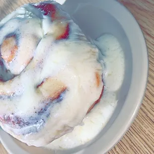 Yummy gooey cinnamon roll....melts in your mouth