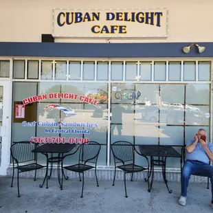 The front of the cafe.
