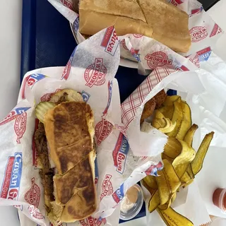 Shredded Steak Sandwich (Vaca Frita)