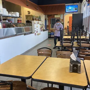 Looks like bite squad guy walking around impatiently