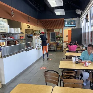 If you dine in they bring the food to you.