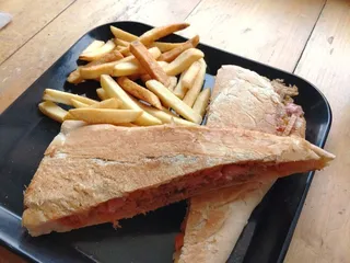 Cindy's Café Authentic Cuban Kitchen