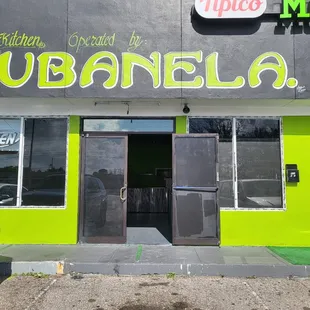 the entrance to the restaurant