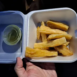 Yuca fries
