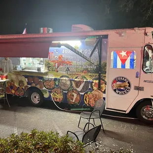 a food truck at night