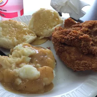 fried chicken, mashed potatoes and gravy
