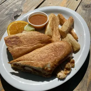 Pan Con Lechon
