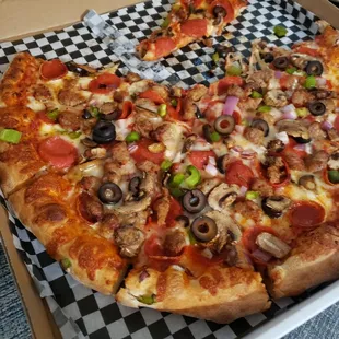House Pizza