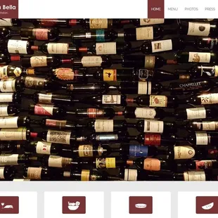 Misleading - again... the restaurant is BYOB! It's like they picked stock photos...