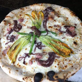 Pizza con FIORI DI ZUCCHINE