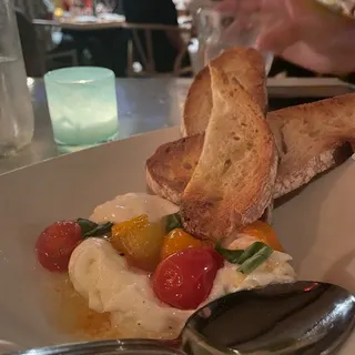 burrata tomato