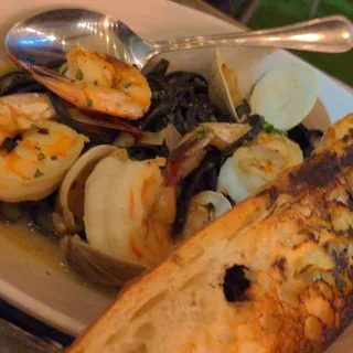 shrimp clam squid ink linguine