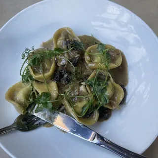 sweet pea cappelletti