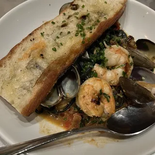 shrimp clam squid ink linguine