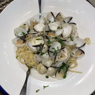 Linguine with Clams