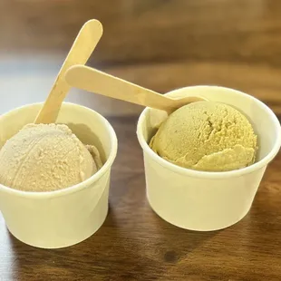 Gelato L- Chai. R--pistachio