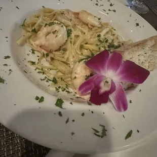 Fettuccine Alfredo