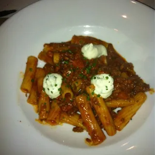 rigatoni bolognese