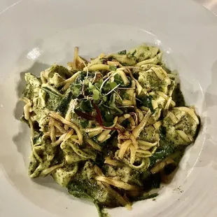 Pesto Tortellini