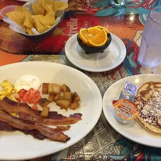 Plato Americano