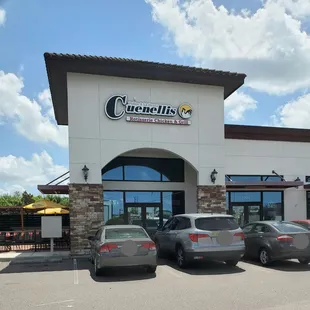 Cuenellis Rotisserie Chicken &amp; Grill in Riverview