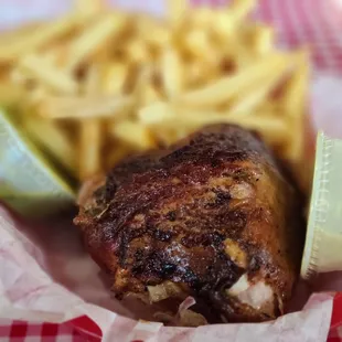 Cuenelli's Rotisserie Chicken & Grill