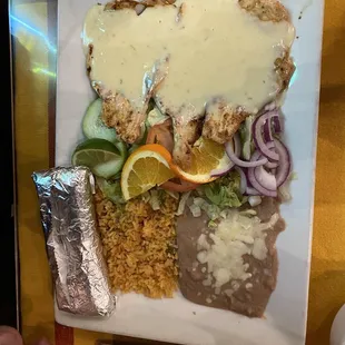 a plate of mexican food