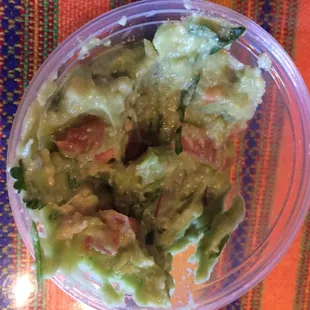 Side cup Guacamole.