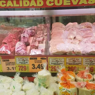 CUEVAS MEAT MARKET!!!