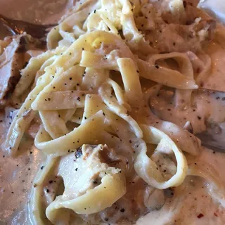 Fettuccini Alfredo