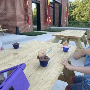 Strawberry and chocolate gelato