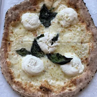 Persona Bianca Pizza Lunch